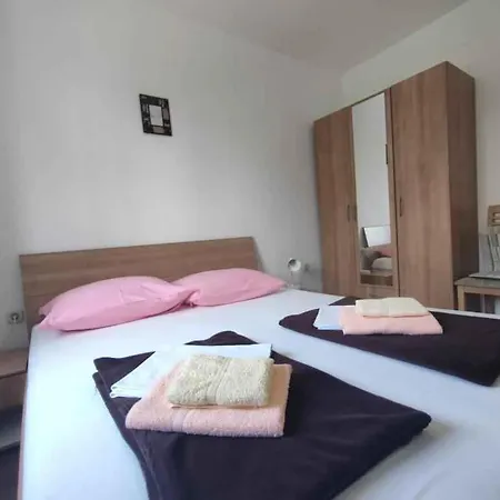 With A - C In Krk-insel Krk 54898 Apartament Krk Town