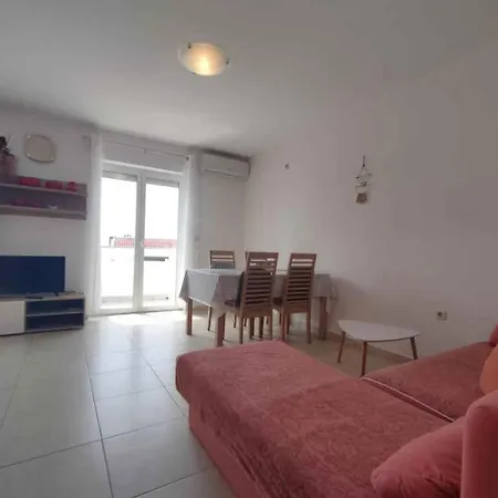 Apartament With A - C In Krk-insel Krk 54898 Krk Town